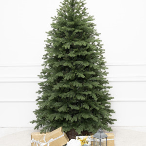 Искусственная елка Графская стройная 210 см., Литая хвоя+ПВХ, ЕлкиТорг (45210)