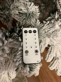 Искусственная елка Аляска заснеженная 300 см., 804 мульти.теплых белых LED ламп, литая+пвх, ЕлкиТорг (195300)