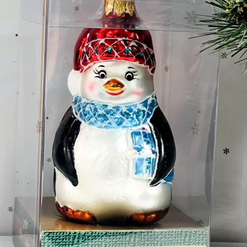 Елочное украшение круглый Пингвин с подарком, стекло, 12,5 см., 1 шт., Витус (А112)
