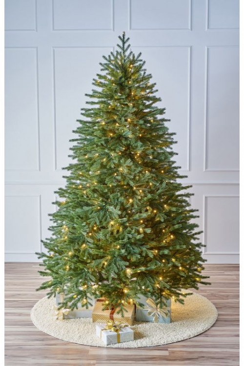 Искусственная ель Версальская 240 см., 560 теплых белых LED ламп, литая хвоя, Max Christmas (ЕСВЛ24)