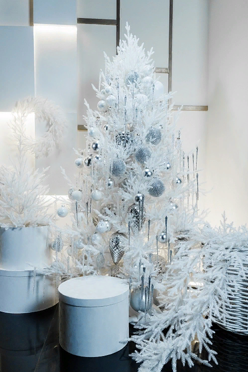 Искусственная елка Лесная Симфония белая 180 см., 100% литая хвоя, Max Christmas (ЕЛСМБ18) в Санкт-Петербурге