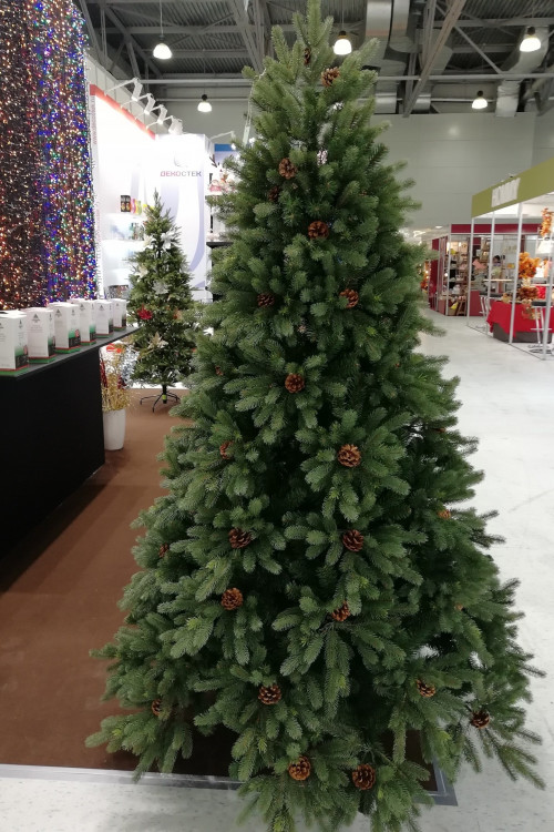 Искусственная ель Торжественная с шишками 185 см., литая хвоя+пвх, Triumph Tree (73321)