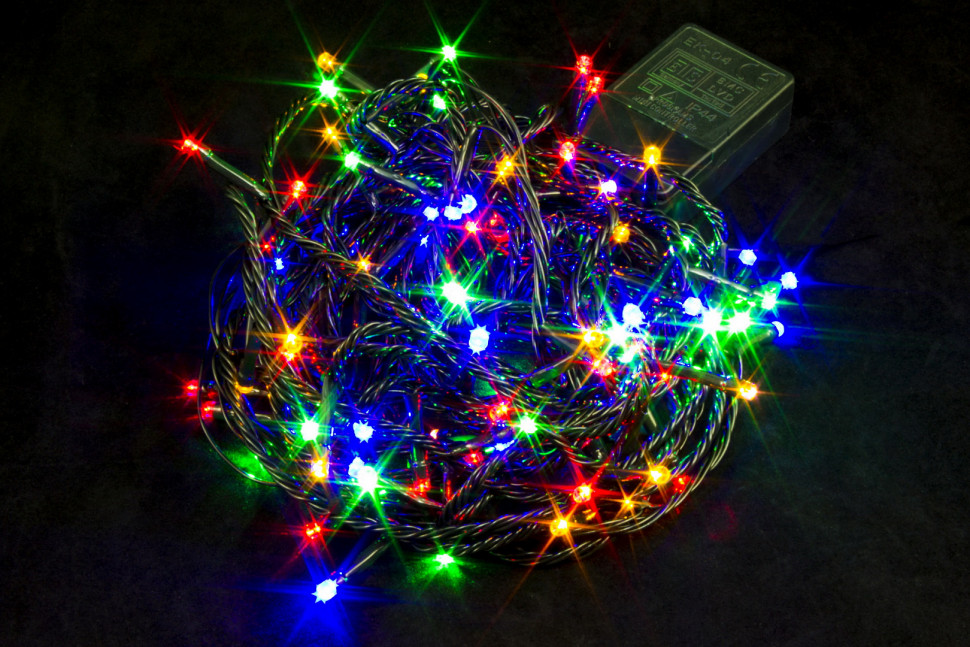 Светодиодная нить 7 м., 220V, 100 разноцветных LED ламп, контроллер, черный провод, Winner (m.01.5B.100-)