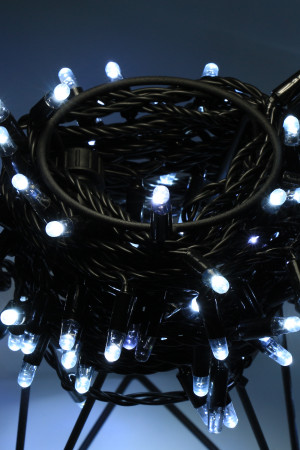 Светодиодная нить 100 холодных белых LED ламп, 10 м., 24В, мерцание, черный провод ПВХ, Teamprof (TPF-S10CF-24V-CB/W)