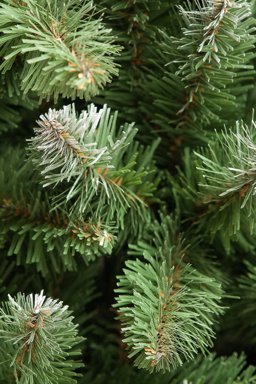 Искусственная елка Изящная заснеженная 150 см., мягкая хвоя, ЕлкиТорг (122150)