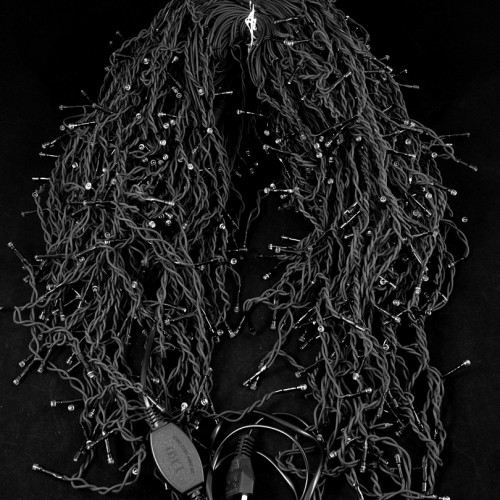 Бахрома-ПВХ 850 теплых белых LED 25 м. 0,6*0,4*0.3, мерцающий диод, черный провод, IP54, Winner (ww.02.6B.850+)