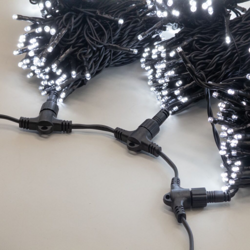 Комплект гирлянды на деревья 60 м., 3 луча по 20 м., 24V, 600 холодных-белых LED ламп, статика, черный каучук, IP54, LTC (ECO600-11-1W)