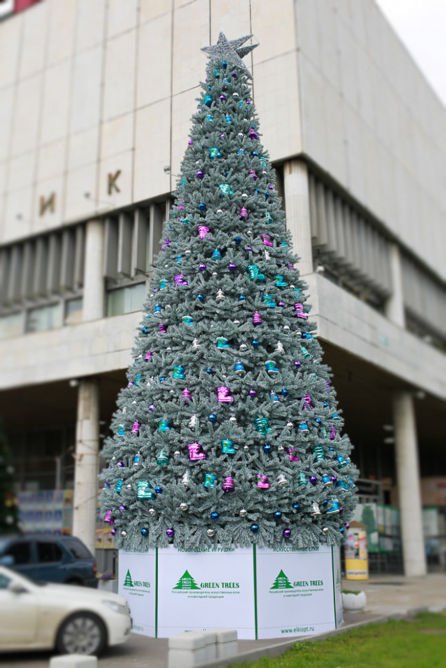 Уличная елка Уральская изумрудная 18 м., каркасная, ПВХ, Green Trees (GT18URPVCBL)