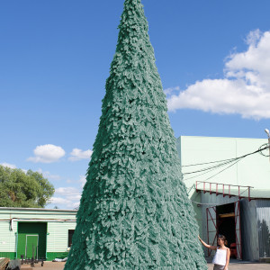 Уличная елка Русская изумрудная 25 м., каркасная, ПВХ, Green Trees (GT25RUSPVCBL)