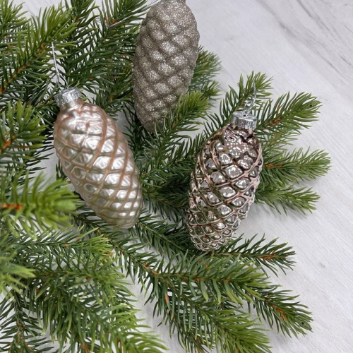 Набор стеклянных шишек Клад Белки 10*5 см., 12 шт., шампань, Christmas DeLuxe (89581) в Санкт-Петербурге